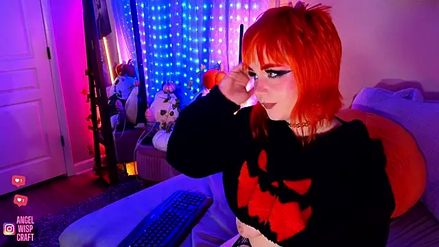 Angel-Lewd-Cake online show from 31, 1, 2025