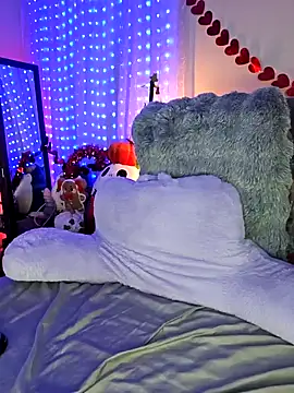 Angel-Lewd-Cake online show from 13, 2, 2025