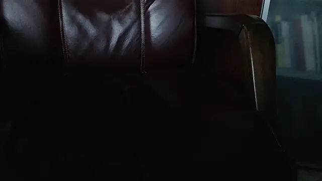 smoothandtiny online show from 25, 2, 2025