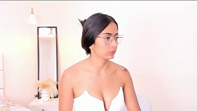 your khloe online show from 28, 4, 2026