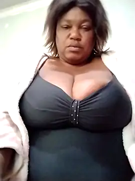 MATUREBUSSTY online show from 27, 9, 2025