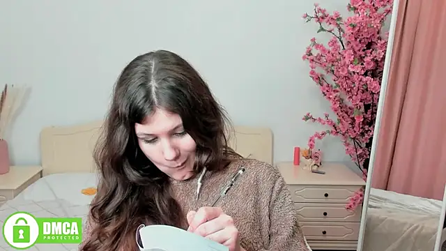 Snapshot of Charlotte_wow chatting on 6, 12, 2024 Charlotte wow online show from 6, 12, 2024