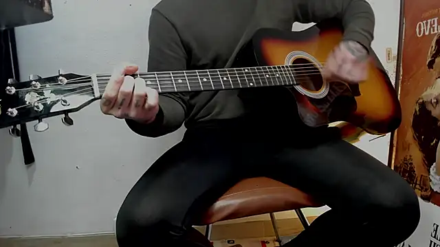 Snapshot of layneinchains chatting on 19, 9, 2025 layneinchains online show from 19, 9, 2025