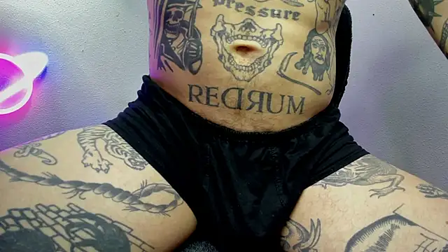 Snapshot of layneinchains chatting on 20, 11, 2025 layneinchains online show from 20, 11, 2025