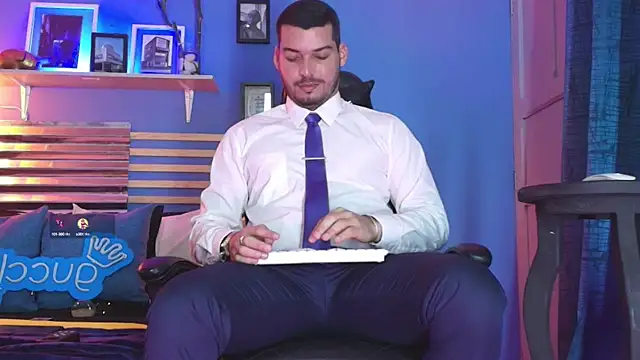 HenryBenso online show from 4, 12, 2024