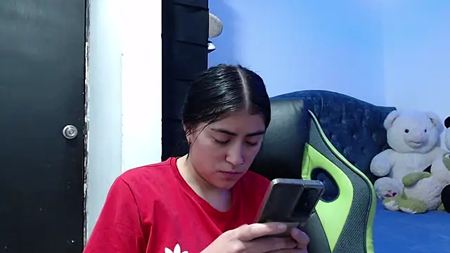 Gaby foz online show from 11, 3, 2025