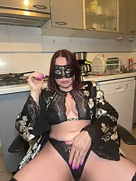 la petite prunette69 online show from 24, 4, 2026