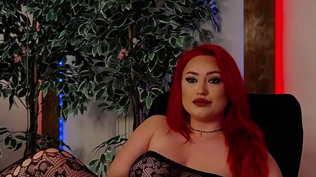 EmyHilton online show from 19, 4, 2026