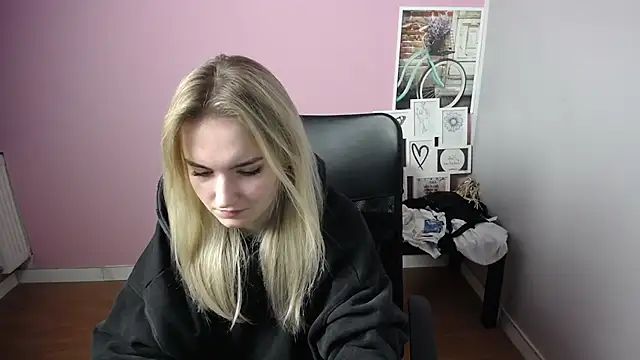 viktoria lovely online show from 23, 12, 2024