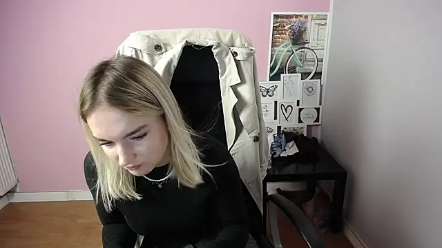 viktoria lovely online show from 6, 10, 2025