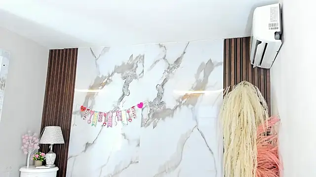 aidaadams online show from 14, 2, 2025