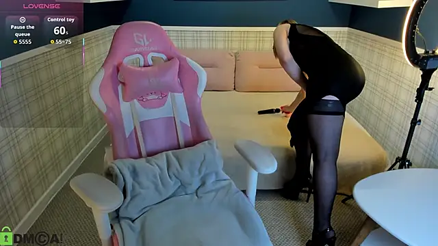 Jaqueline Richardson online show from 27, 4, 2026