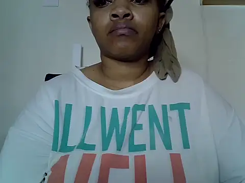 Snapshot of Brown_sexy chatting on 17, 11, 2025 Brown sexy online show from 17, 11, 2025