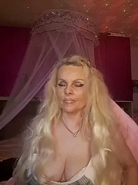 Angeldevilus online show from 18, 6, 2026