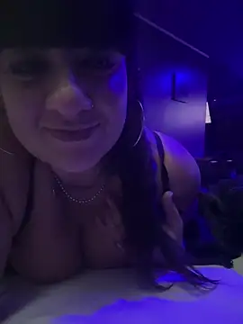 Sensualmente333 online show from 7, 6, 2026