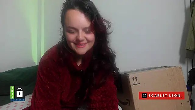 Scarletleon77 online show from 14, 4, 2026