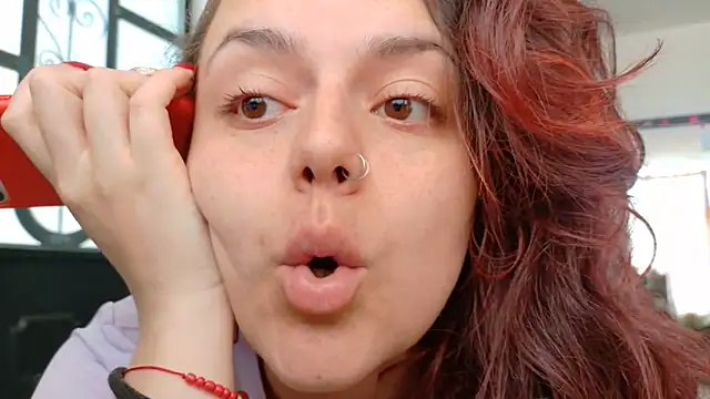 Snapshot of Scarletleon77 chatting on 11, 5, 2026 Scarletleon77 online show from 11, 5, 2026
