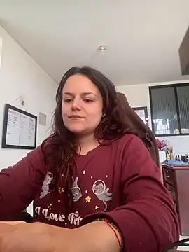 Snapshot of Scarletleon77 chatting on 5, 6, 2026 Scarletleon77 online show from 5, 6, 2026