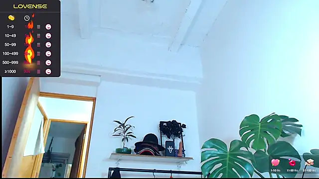 yosoy enzo2020 online show from 31, 1, 2025