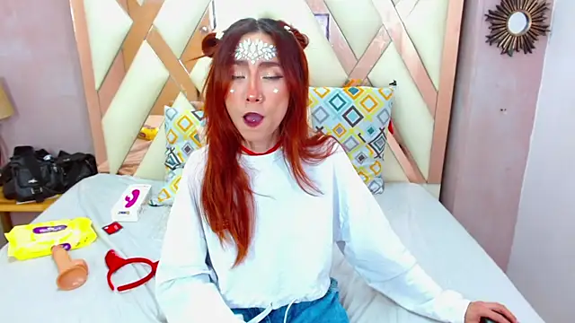 Erika Stevens online show from 13, 2, 2025