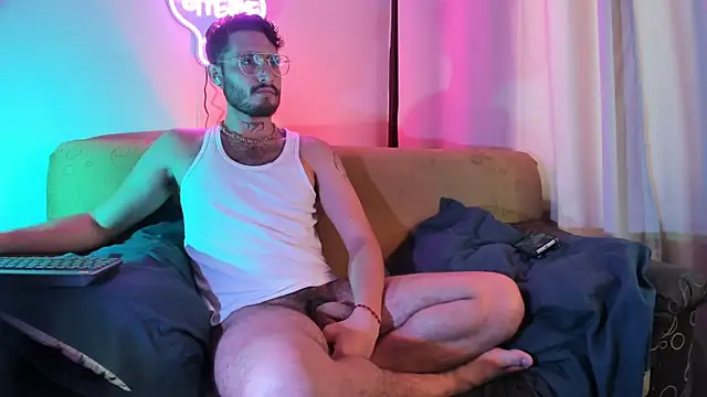 Snapshot of axel_giracr chatting on 17, 11, 2025 axel giracr online show from 17, 11, 2025