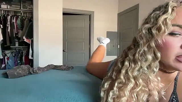 ElenaErickson online show from 27, 1, 2025