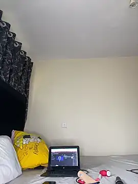 Snapshot of Sexy_barb2 chatting on 3, 11, 2025 Sexy barb2 online show from 3, 11, 2025