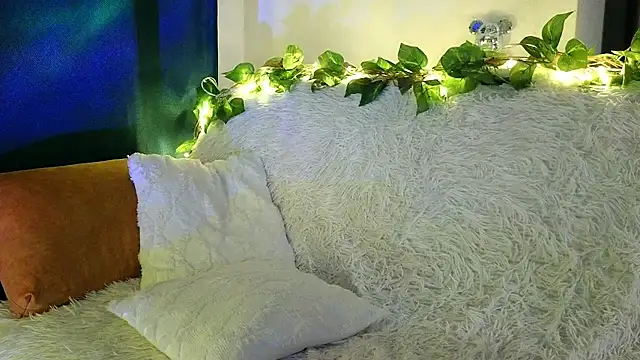 Snapshot of kristina_amurova chatting on 17, 10, 2025 kristina amurova online show from 17, 10, 2025