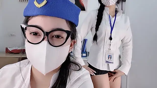 Mono-Stewardesss online show from 7, 2, 2026