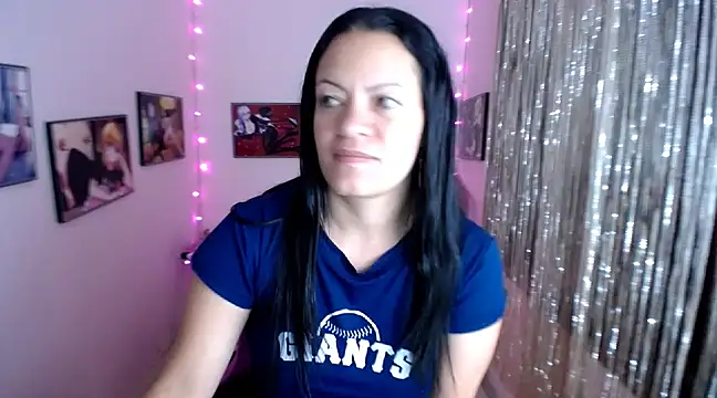 Cristal w online show from 2, 3, 2025