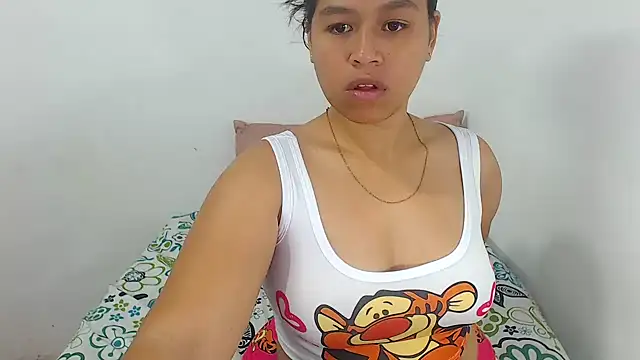 Hazel donna online show from 14, 4, 2026