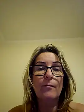 Steffi45 online show from 9, 1, 2025