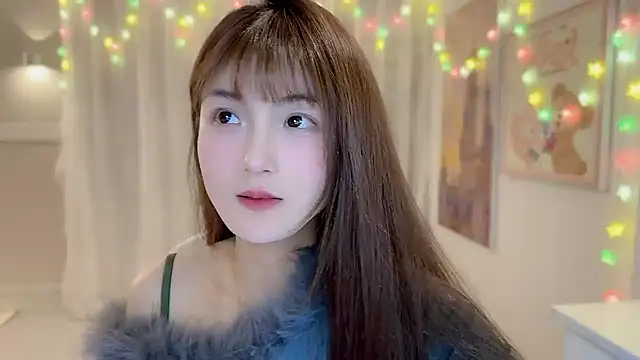 Snapshot of SHUIshui_ chatting on 5, 2, 2025 SHUIshui online show from 5, 2, 2025