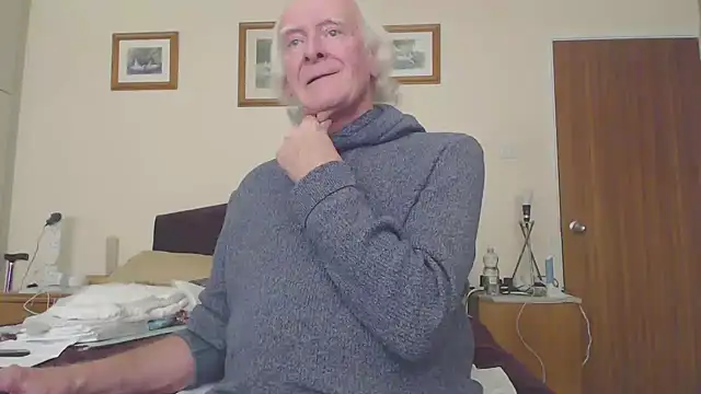 WaverlyKernow online show from 26, 2, 2025