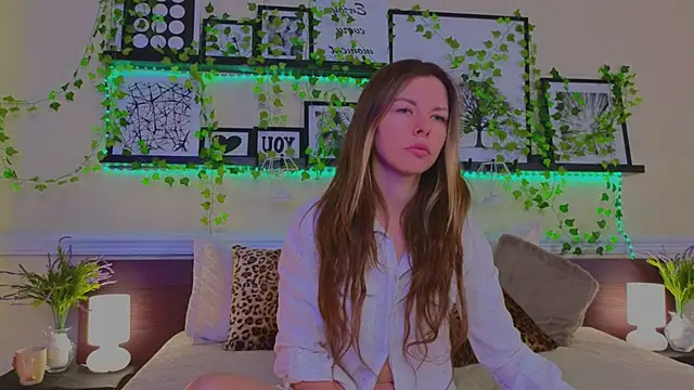 Real Tini online show from 3, 3, 2025