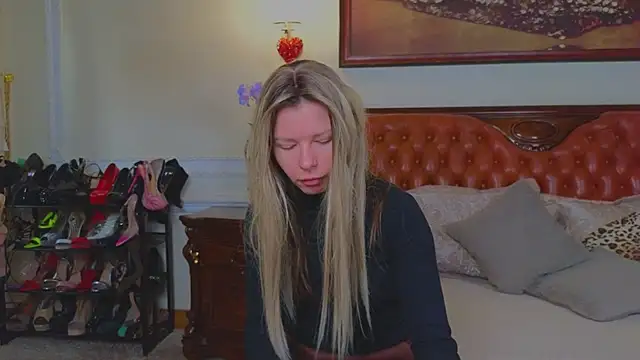 Real Tini online show from 16, 2, 2026