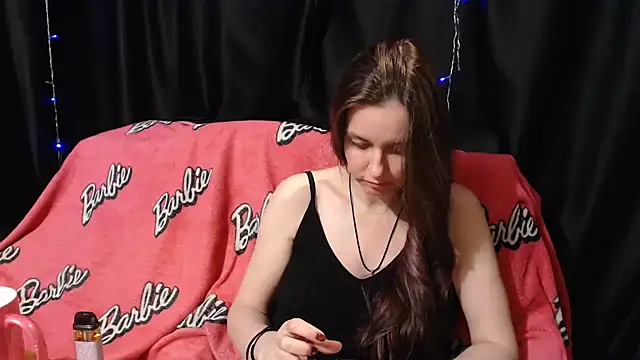 Snapshot of Milana69 chatting on 27, 9, 2025 Milana69 online show from 27, 9, 2025