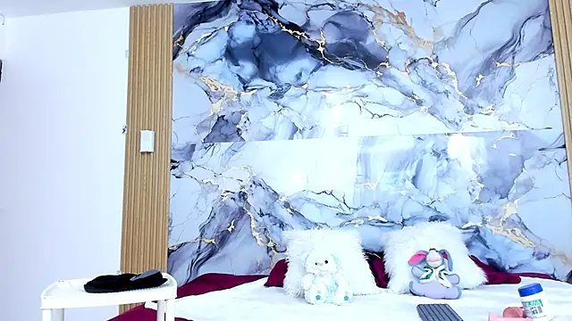 luna hoott online show from 10, 10, 2025