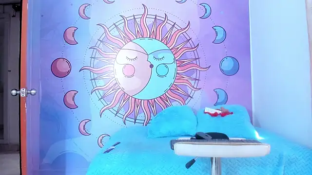 luna hoott online show from 11, 7, 2026