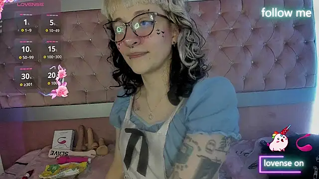 Snapshot of neeko_princes chatting on 11, 5, 2026 neeko princes online show from 11, 5, 2026