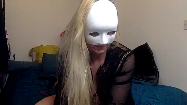 Snapshot of misscharlottezz chatting on 12, 3, 2025 misscharlottezz online show from 12, 3, 2025