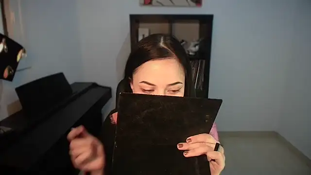 Windy butterfly online show from 3, 10, 2025