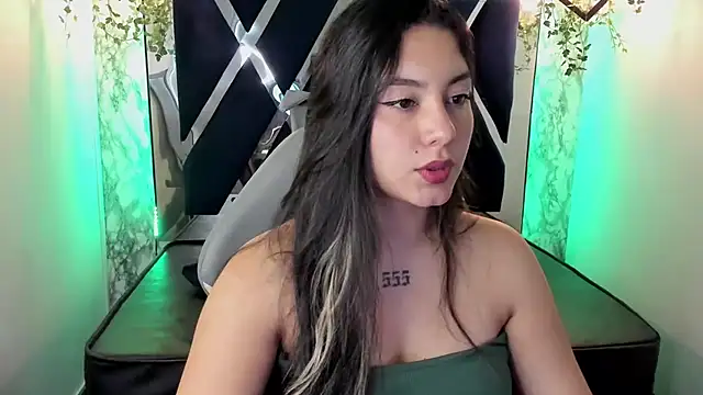 Lia 14  online show from 7, 2, 2025