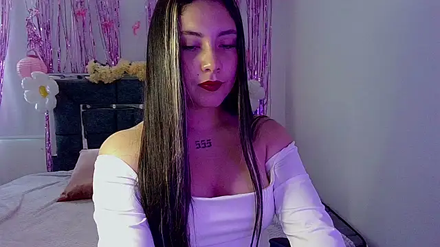 Lia 14  online show from 8, 10, 2025