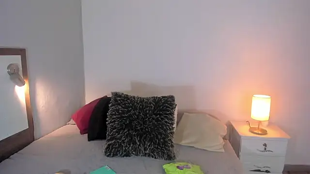 MELISSA ALVAREZ online show from 17, 2, 2025