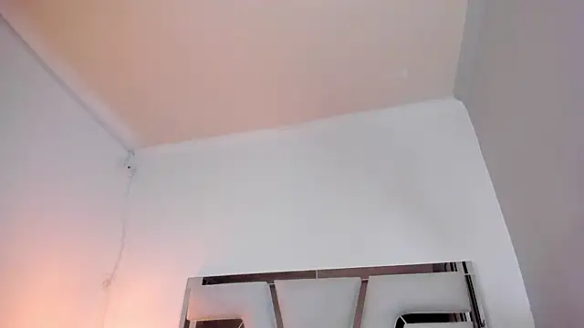 MELISSA ALVAREZ online show from 6, 3, 2025