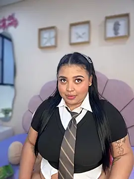 Emily cooper20 online show from 14, 10, 2025