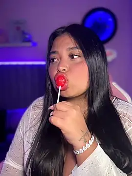 Emily cooper20 online show from 30, 4, 2026