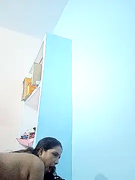 reemacouple007 online show from 25, 10, 2025