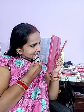 reemacouple007 online show from 9, 3, 2026